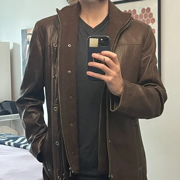 Danier Genuine Leather (Brown) Jacket (with detachable vest lining) *Vintage* - Picture 2 of 14